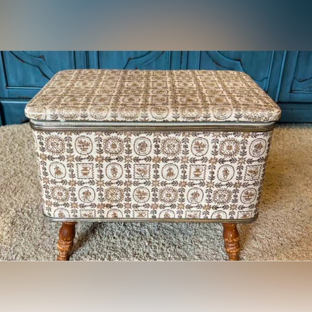 Sewing bench/ foot stool